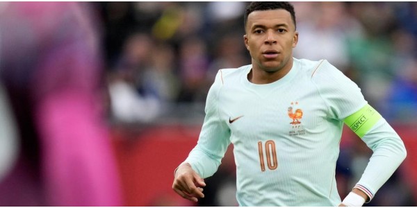 De groepswedstrijd tussen Kylian Mbappé en Erling Haaland ging niet door De groepswedstrijd tussen Kylian Mbappé en Erling Haaland ging niet door